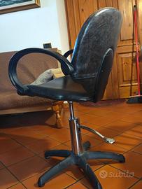 Poltrona per parrucchiere