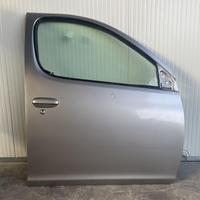 PORTIERA ANTERIORE DESTRA TOYOTA Yaris Verso Serie