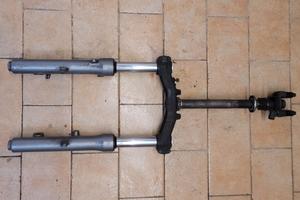 YAMAHA MAJESTY 250 A PEZZI