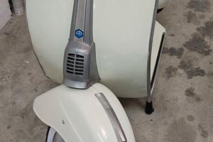 Vespa Piaggio 50 special