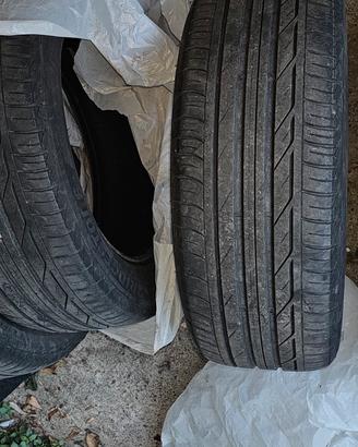 pneumatici Bridgestone 