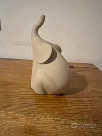 Elefantino  in ceramocs