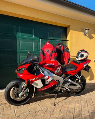 Yamaha R1