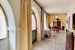 Appartamento con cortile