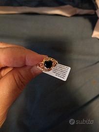 ANELLO DORATO CON CUORE NERO E STRASS – MISURA 17
