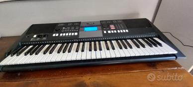 Tastiera Yamaha PSR E423