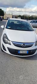 Opel corsa 2015 1200 benzina gpl