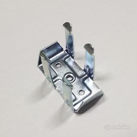 12 Ganci Per Zoccolo Cucina in Acciaio Zincato