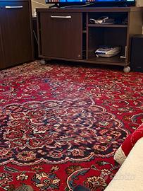 Tappeto Keshan annodato a mano.