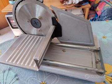 affettatrice manuale 