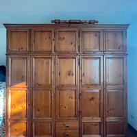 Camera da letto in legno