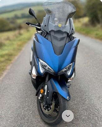 Yamaha tmax dx