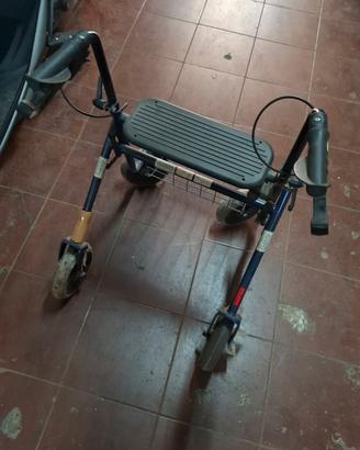girello per anziani 