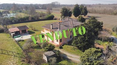 BIFAMILIARE A PIOMBINO DESE