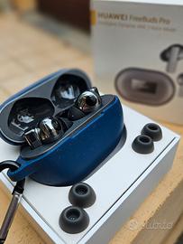 Huawei FreeBuds Pro + Bundle Accessori