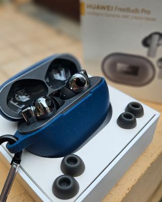 Huawei FreeBuds Pro + Bundle Accessori
