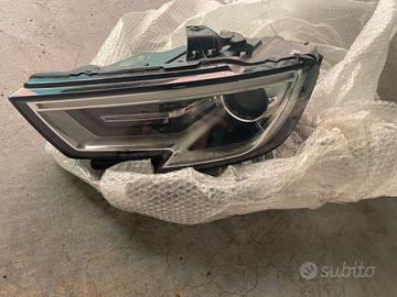 FARO XENO SX ORIGINALE DANNEGGIATO  AUDI A3 8V