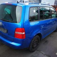 Volkswagen Touran 1T 2.0 tdi BMR DSG per ricambi