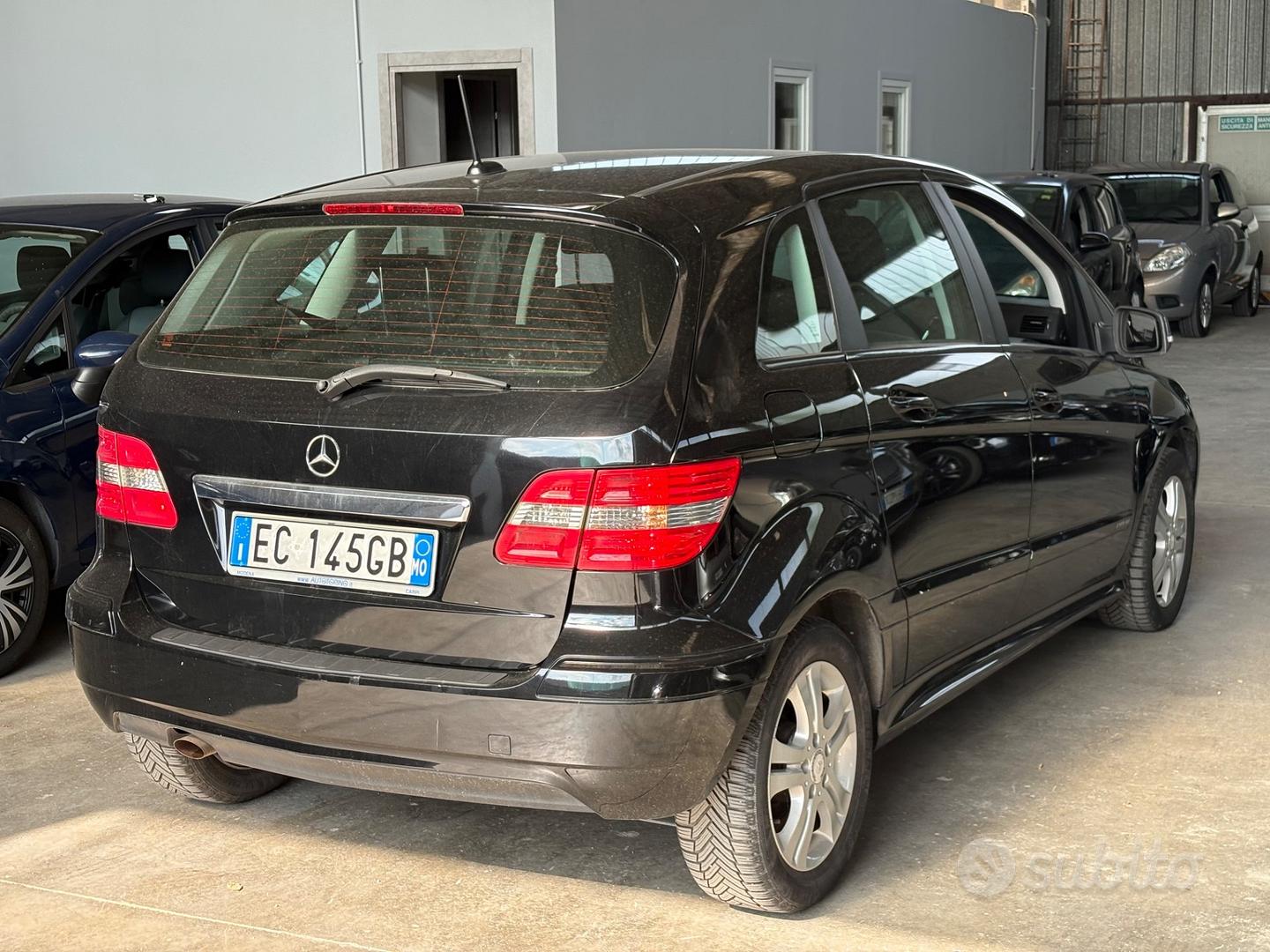 Mercedes-Benz B 160 2011 photo 4