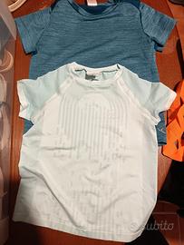 2 t shirt tessuto tecnico 5/6anni