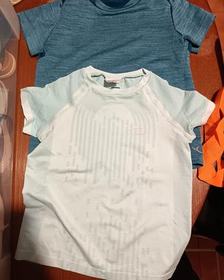 2 t shirt tessuto tecnico 5/6anni