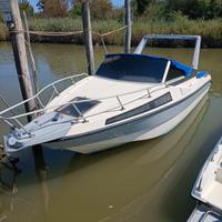 Rio 650 cabin