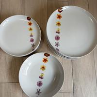 Servizio piatti fiori