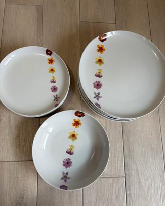 Servizio piatti fiori