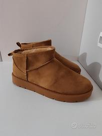 Stivaletti tipo UGG 38
