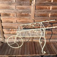 carriola in ferro battuto 