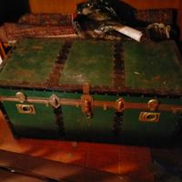 baule antica colore verde 