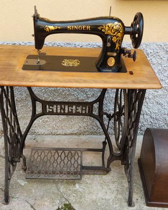 Macchina da cucire Singer 16k33