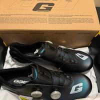 Scarpe garrne