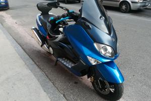YAMAHA TMAX 500