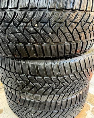 4 Gomme  Neve Dunlop Winter Sport 5  225/55  R 17