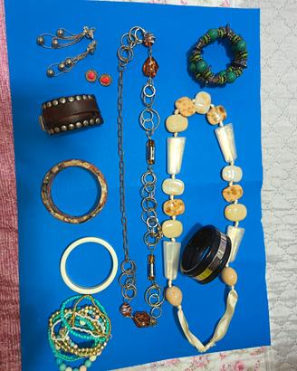Lotto bigiotteria vintage