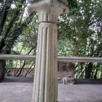Colonne in  Pietra  H200 e H90cm