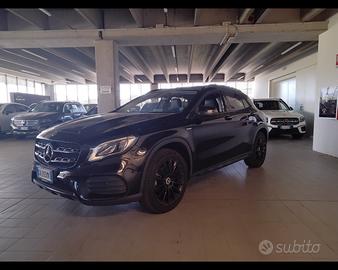 Mercedes GLA-X156 2017 - GLA 200 d Night Edition a