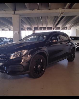 Mercedes GLA-X156 2017 - GLA 200 d Night Edition a