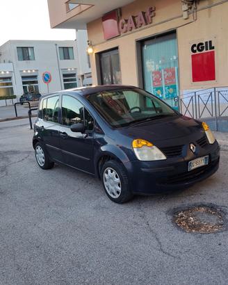 Renault Modus 1500 diesel perfetta a poco prezzo