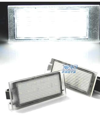 LUCI TARGA A LED RENAULT CLIO MEGANE LAGUNA TWINGO