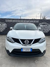 NISSAN QASHQAI (anno 2015)