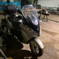 Aprilia atlantic 200 del 2005