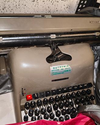 Macchina da scrivere  Olivetti Lexikon 80