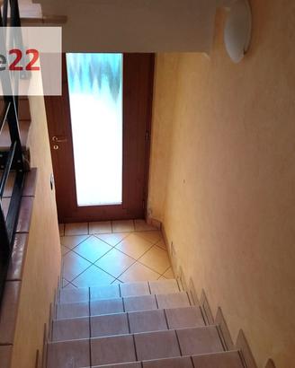 TRICAMERE Mq 110 in piccola palazzina a OSPEDALETT