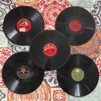 Lotto di 5 dischi 78 giri per grammofono