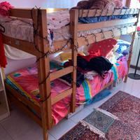 Letto a castello in legno,materassi,mobile a ponte
