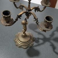 Candelabro con 4 bracci più 1 in fusione di ottone