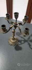 Candelabro con 4 bracci più 1 in fusione di ottone