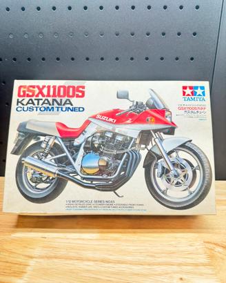 Tamiya Suzuki Katana 1100 NUOVA.